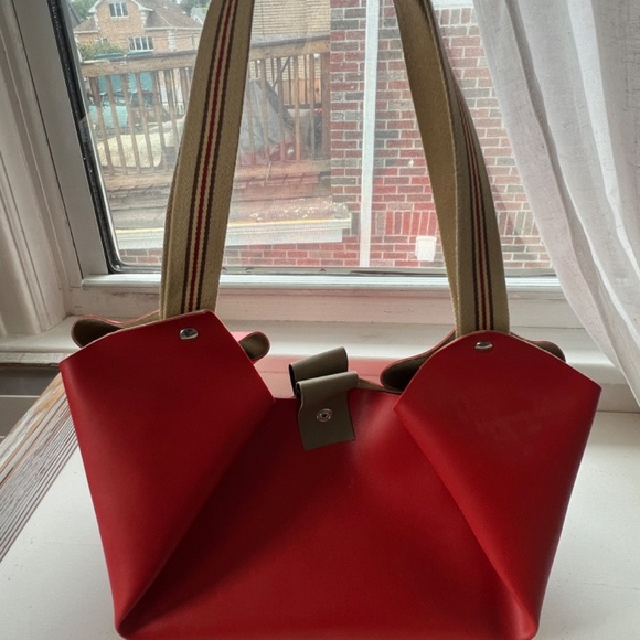 Vegan Red Origami Shoulder Bag handmade in Paris (NEW without Tags) - Picture 3 of 5